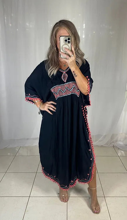 Kaftan - Black Pom