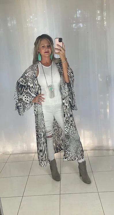 Gracie Kimono Cover - Chocolate Leopard