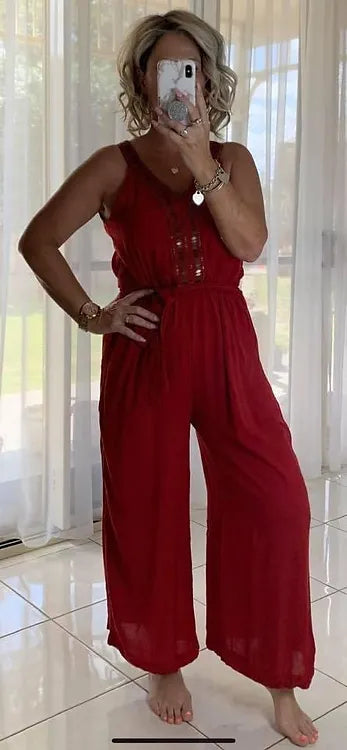 Embellished jumpsuit - Red