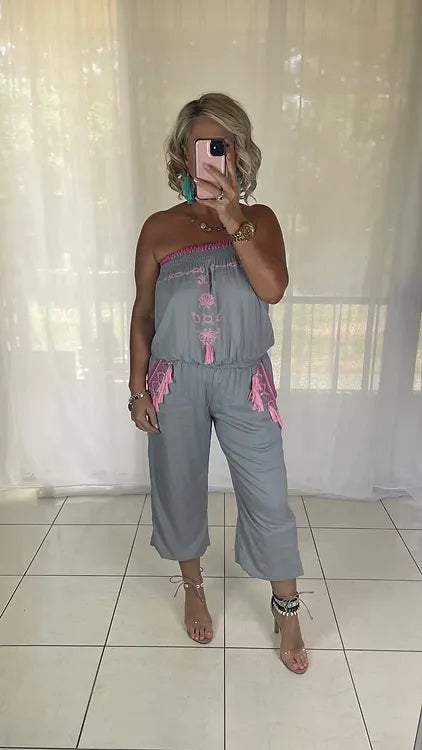 Embroidered jumpsuit - grey + pink