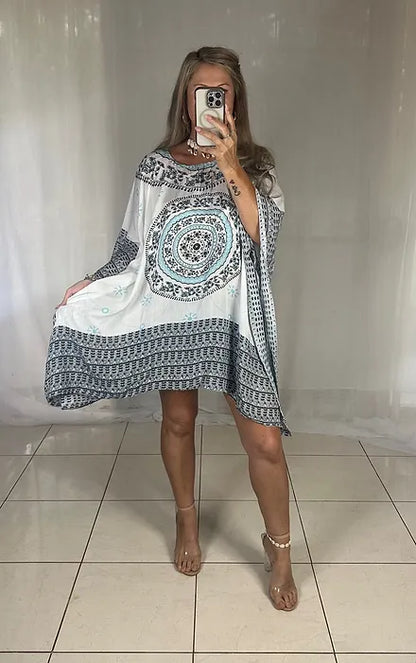 Kaftan Short Sequins - Black + White + Aqua