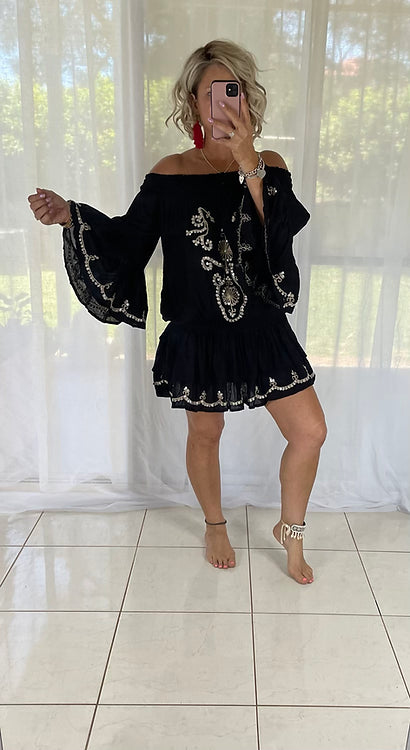 Sequin Ruffle Dress - Black elastic waist