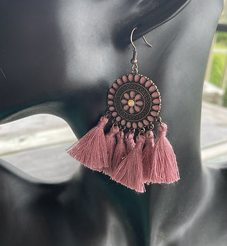 Tassel Earrings - Dusty pink