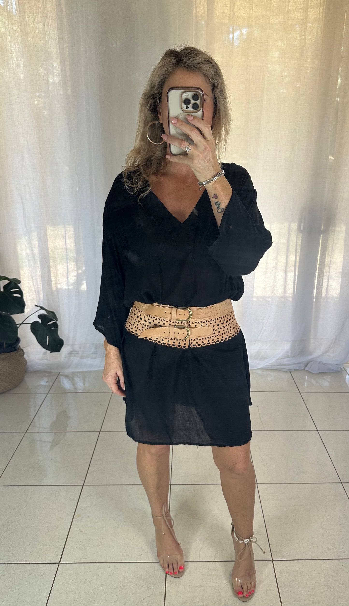 Larnie Shift Dress - Black